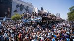 Parade Buenos Aires Menggila, Messi Cs Akhirnya Diangkut Helikopter