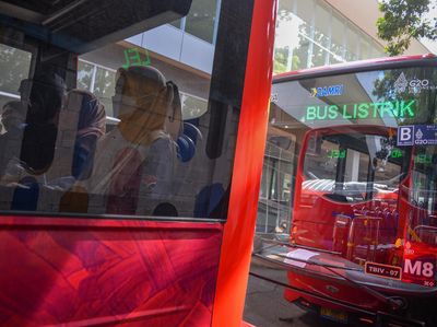 Bus Listrik Mulai Wara Wiri di Bandung, Nih Potretnya