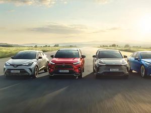 Toyota Bakal Jual Mobil Hybrid Murah B-Segment Sekelas Avanza-Raize