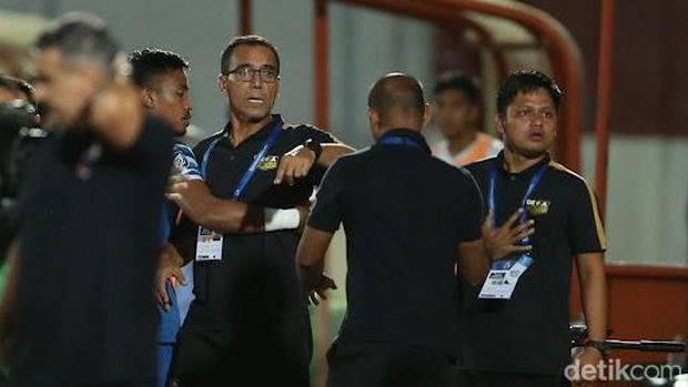 dewa united bri liga 1 liga 1 2022 persija jakarta vs dewa united