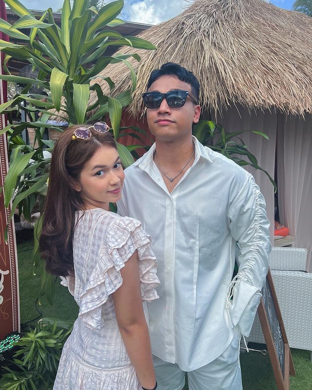 Fadly Faisal dan Rebecca Klopper Fadly Faisal dan Rebecca Klopper
