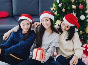 27 Caption Natal 2024 Terbaik dengan Pesan Damai dan Kasih, Yuk Share! 27 Caption Natal 2024 Terbaik dengan Pesan Damai dan Kasih, Yuk Share!