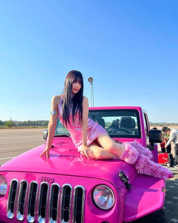 Joy dengan snow boot/ Foto : instagram.com/_imyour_joy/ Joy dengan snow boot/ Foto : instagram.com/_imyour_joy/