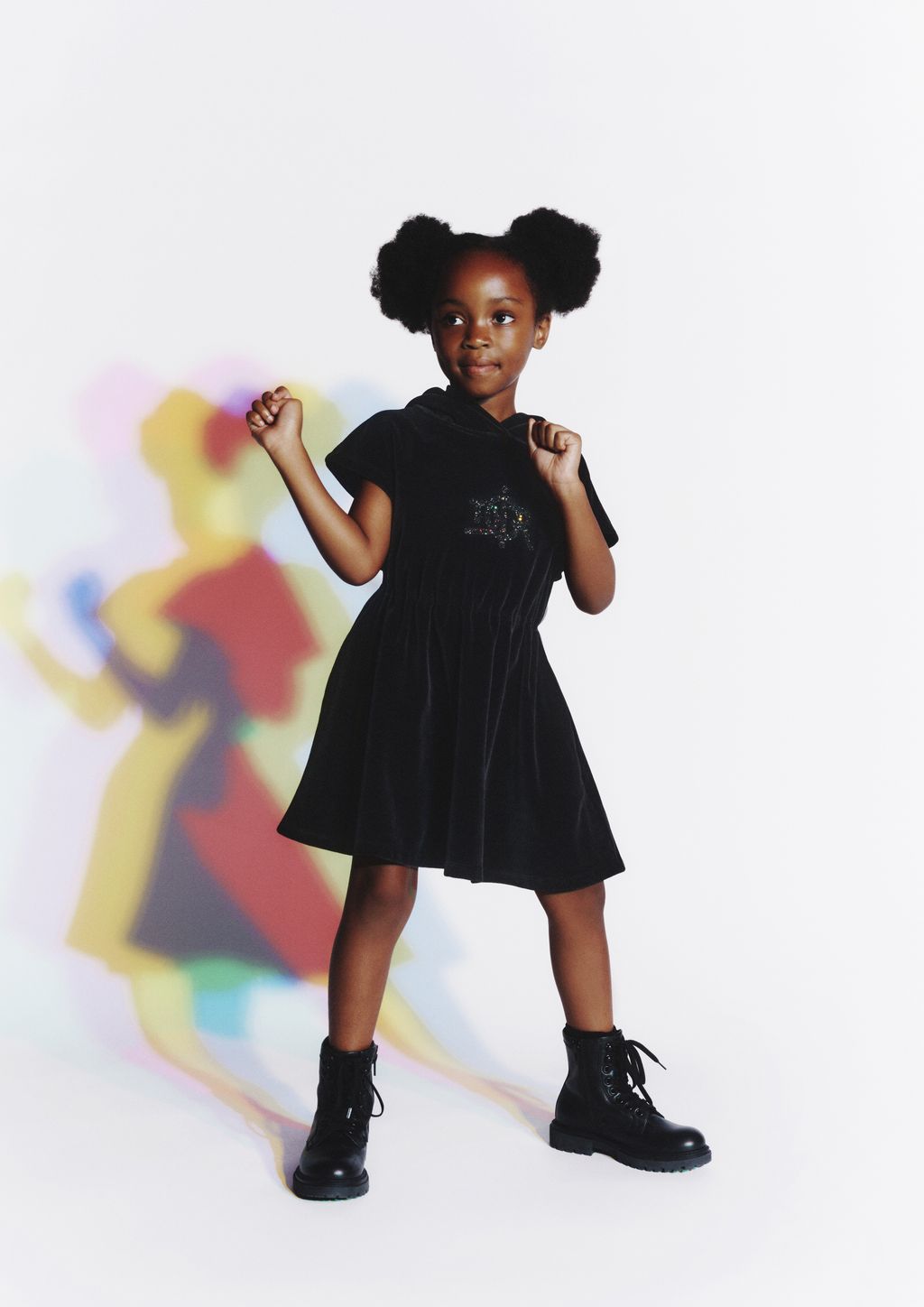 Koleksi baju anak Dior musim semi 2023