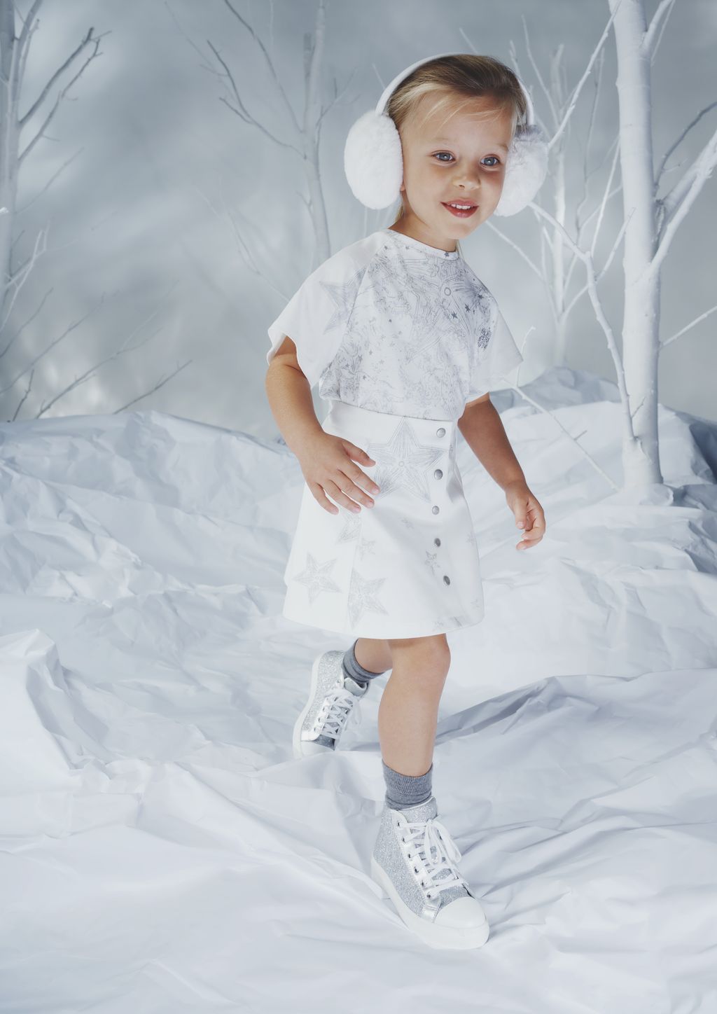 Koleksi baju anak Dior musim semi 2023