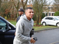 Kylian Mbappe Putus dari Pacar Transgender-nya?