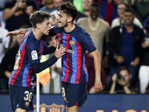 Xavi: Pedri dan Gavi Lebih Superior ketimbang Duetku dengan Iniesta