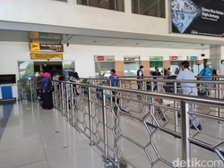 Pemudik di Bandara Makassar Naik 35% Jelang Natal, Puncaknya Diprediksi H-2