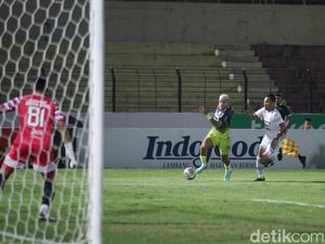 Persib Bandung Tekuk Persita Tangerang 1-0