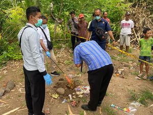 Dibongkar ODGJ, Orok di Balai Banjar Pauman Karangasem Kembali Dikubur Dibongkar ODGJ, Orok di Balai Banjar Pauman Karangasem Kembali Dikubur
