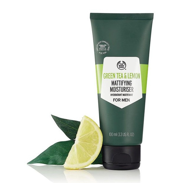 Potret produk The Body Shop Green Tea & Lemon Mattifying Moisturiser/ Foto: shopee.com/thebodyshopofficial Potret produk The Body Shop Green Tea & Lemon Mattifying Moisturiser