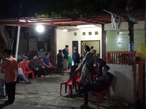 Suasana Rumah Duka Aminah Cendrakasih Mak Nyak Dipenuhi Pelayat Suasana Rumah Duka Aminah Cendrakasih Mak Nyak Dipenuhi Pelayat