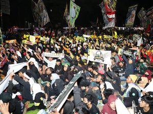 Relawan Ganjar Gelar Malang Berselawat Bareng Gus Ali Gondrong