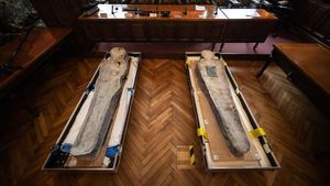 Foto: Penemuan-Identifikasi 2 Sarkofagus di Katedral Notre-Dame Paris