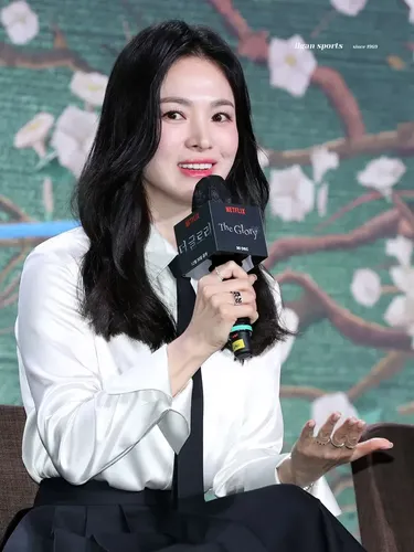 Song Hye Kyo di konferensi pers The Glory