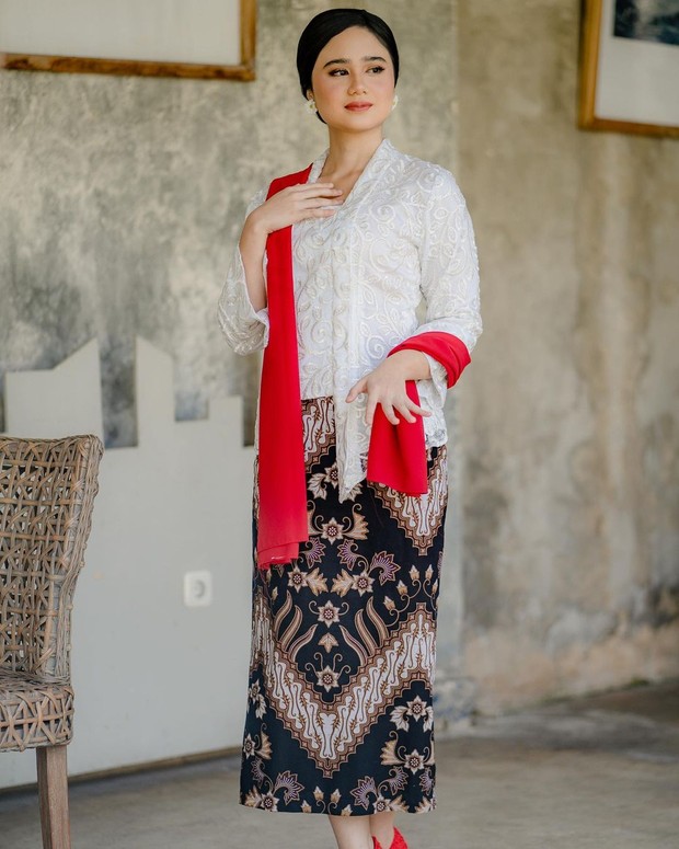 Tissa Biani saat merayakan HUT RI 2022/Sumber: IG @tissabiani Tissa Biani saat merayakan HUT RI 2022/Sumber: IG @tissabiani