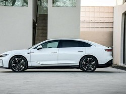 Sedan Listrik China Penantang Tesla Meluncur: Pakai 12 Radar Ultrasonik, Tenaga 510 HP