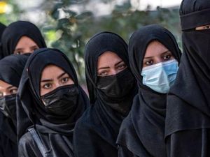 Dilarang Kuliah, Perempuan Afghanistan: Jembatan Masa Depan Saya Hancur! Dilarang Kuliah, Perempuan Afghanistan: Jembatan Masa Depan Saya Hancur!