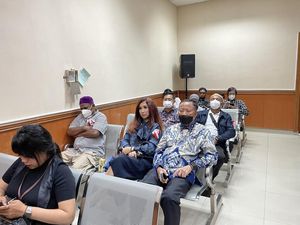 Amir Syamsudin Hadiri Sidang Pleidoi Roy Suryo Kasus Meme Stupa Borobudur Amir Syamsudin Hadiri Sidang Pleidoi Roy Suryo Kasus Meme Stupa Borobudur