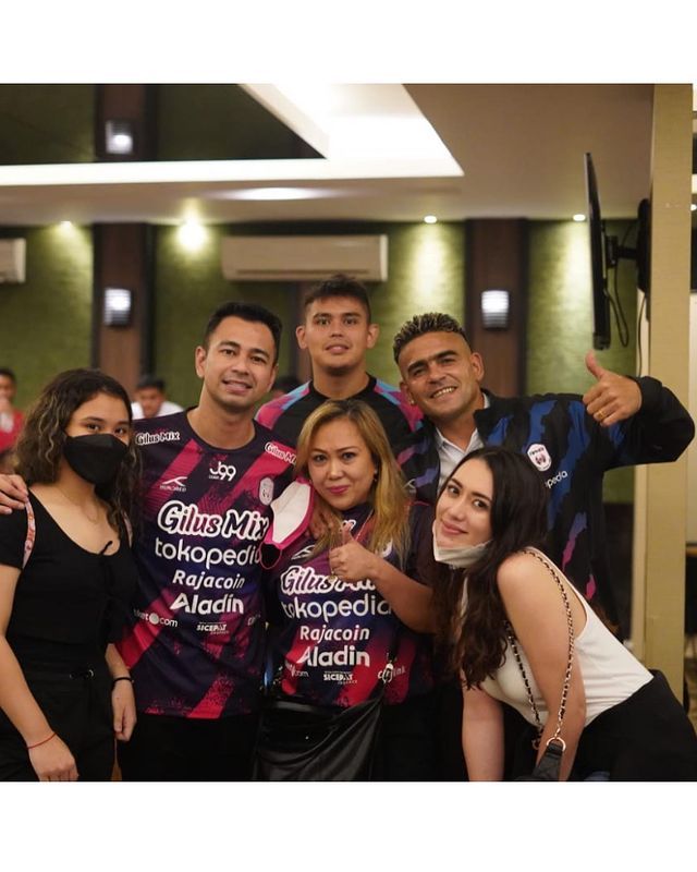 Cristian Gonzales dan Raffi Ahmad