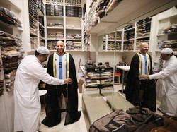 Jubah Bisht Messi Jadi Kontroversi, Jubah Bisht Diburu Wisatawan Kini