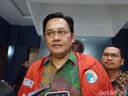Farhat Abbas Tuding Ketua KPU Ancam Hasnaeni, Ini Penjelasannya