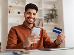 Pernah Dinilai Kuno, Digitalisasi Perbankan Syariah Mulai Bertaji