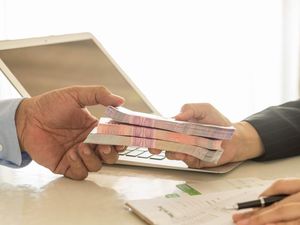 Bank Perkreditan Rakyat atau BPR: Pengertian, Fungsi, dan Contohnya Bank Perkreditan Rakyat atau BPR: Pengertian, Fungsi, dan Contohnya