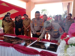 Kantor Polres Mitra Diresmikan, Kapolda Sulut Minta Pelayanan Ditingkatkan