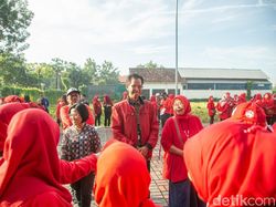 Momentum Hari Ibu, PDIP: Kebijakan Pro-Perempuan Warnai Pembangunan Surabaya