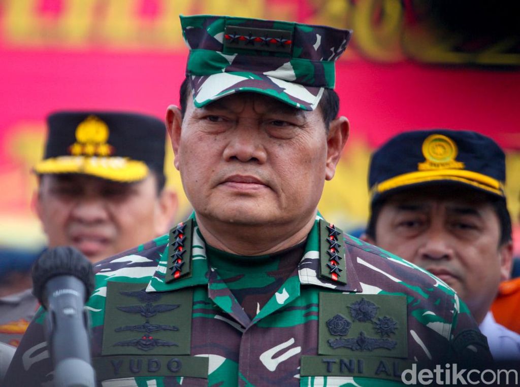 Panglima TNI Mutasi 223 Perwira, Kasum TNI hingga Danpuspom Diganti