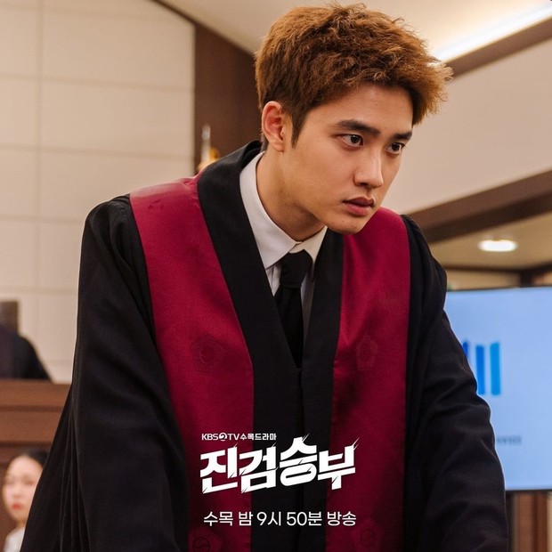 Potret Do Kyung Soo EXO dalam drama The Prosecutor/ Foto:instagram.com/kbsdrama Potret Do Kyung Soo EXO dalam drama The Prosecutor