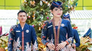Foto: Seragam Karya Anne Avantie Ini Dipakai Prami-Kondektur KAI
