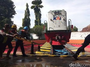 Polisi Tunggu Pemeriksaan KAI soal Penumpang Tewas Terjatuh di Sukoharjo Polisi Tunggu Pemeriksaan KAI soal Penumpang Tewas Terjatuh di Sukoharjo