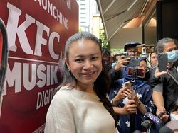 Harapan Rossa di Hari Ibu