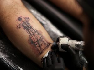 Saat Seniman Argentina Banjir Orderan Tato Messi