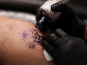 Hukum Tato dalam Islam Apakah Dibolehkan? Simak Penjelasnnya