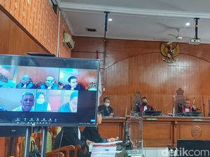 Sidang Kasus Eks Ketua DPRD Jabar Ditunda gegara Saksi Tak Hadir Sidang Kasus Eks Ketua DPRD Jabar Ditunda gegara Saksi Tak Hadir