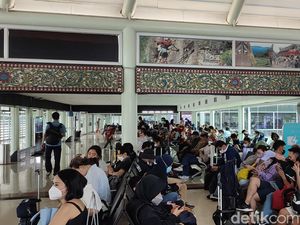 Tugas Presiden Jokowi ke Sandi: Jaga Tiket Pesawat Murah, Genjot Penerbangan