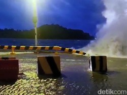 Cuaca Buruk di Pelabuhan Merak, Keberangkatan Kapal Ditunda