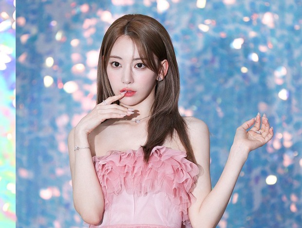 Visual LE SSERAFIM ini menarik karena wajahnya seperti kucing / Foto: instagram.com/le_sserafim