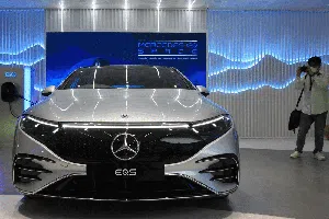 10 Mobil Listrik yang Meluncur di Indonesia Sepanjang 2022 10 Mobil Listrik yang Meluncur di Indonesia Sepanjang 2022
