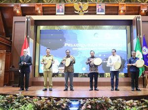 Jaga Kedaulatan RI, BNPP Luncurkan 3 Prangko Seri PLBN Jaga Kedaulatan RI, BNPP Luncurkan 3 Prangko Seri PLBN
