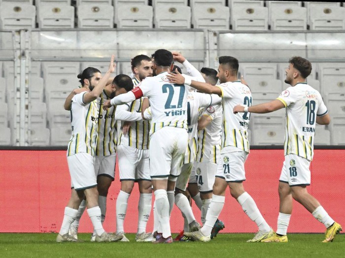 ISTANBUL, TURKIYE - DECEMBER 21: Players of Sanliurfaspor celebrate after scoring a goal during Ziraat Turkish Cup 5th Round Qualifier match between Besiktas and Sanliurfaspor at Vodafone Arena in Istanbul, Turkiye on December 21, 2022. (Photo by Arif Hudaverdi Yaman/Anadolu Agency via Getty Images)