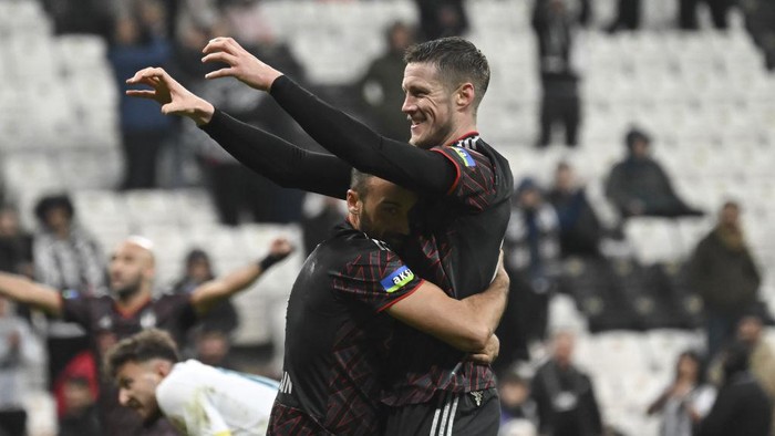 Dele Alli, Besiktas ISTANBUL, TURKIYE - DECEMBER 21: Wout Weghorst (10) of Besiktas celebrates after scoring a goal during the Ziraat Turkish Cup 5th Round Qualifier match between Besiktas and Sanliurfaspor in Istanbul, Turkiye on December 21, 2022. (Photo by Arif Hudaverdi Yaman/Anadolu Agency via Getty Images)