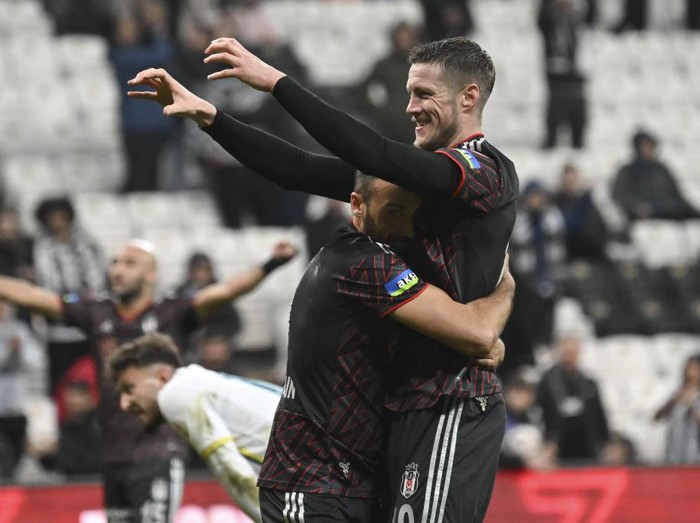ISTANBUL, TURKIYE - DECEMBER 21: Wout Weghorst (10) of Besiktas celebrates after scoring a goal during the Ziraat Turkish Cup 5th Round Qualifier match between Besiktas and Sanliurfaspor in Istanbul, Turkiye on December 21, 2022. (Photo by Arif Hudaverdi Yaman/Anadolu Agency via Getty Images)