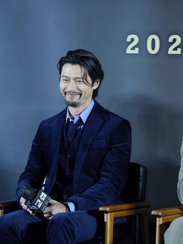 Hyun Bin di konferensi pers film The Point Men