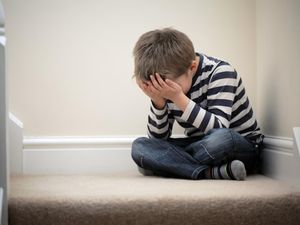 Siswa Berkebutuhan Khusus Di-bully di SMP Depok hingga Lukai Diri Sendiri Siswa Berkebutuhan Khusus Di-bully di SMP Depok hingga Lukai Diri Sendiri