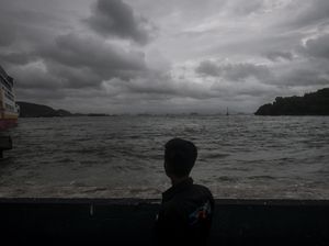 Kondisi Karimunjawa Diterpa Cuaca Buruk, Ratusan Wisatawan Tertahan