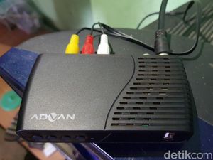 4.589 Orang di Denpasar Terima Bantuan STB, TV Nyala Lagi Nih! 4.589 Orang di Denpasar Terima Bantuan STB, TV Nyala Lagi Nih!